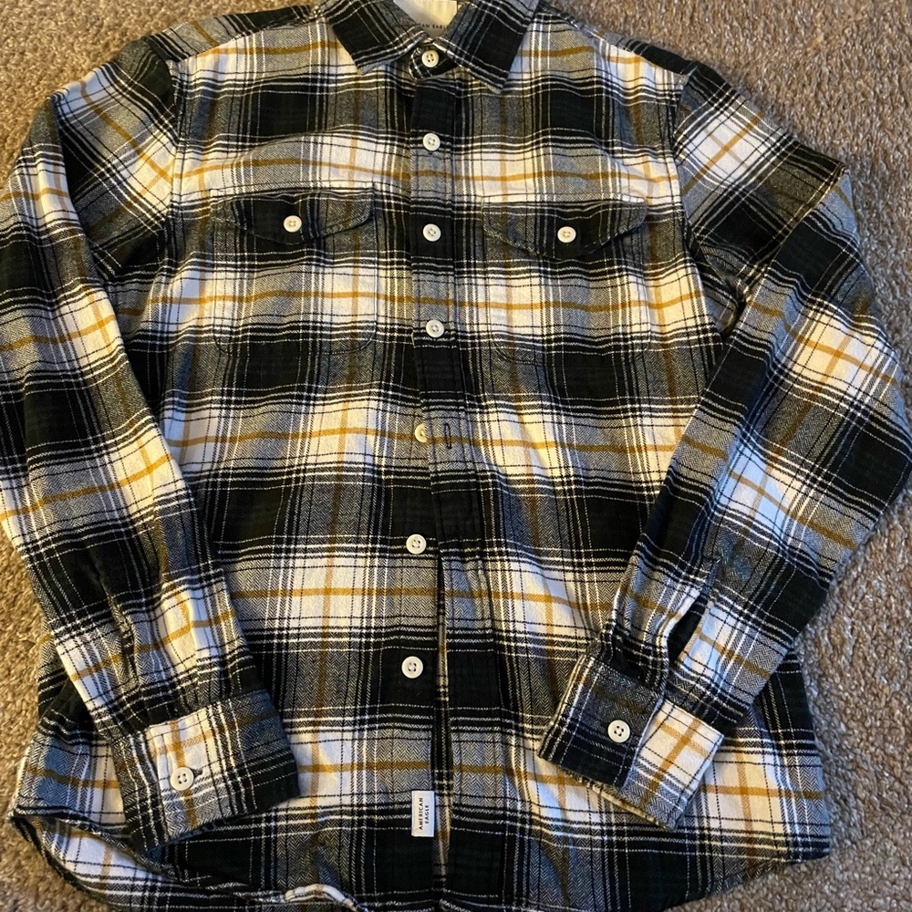 Men’s size XS American Eagle flannel shirt